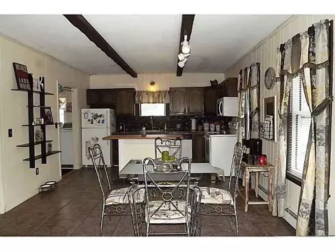 413 Winter St, Woonsocket, RI 02895 photo 2