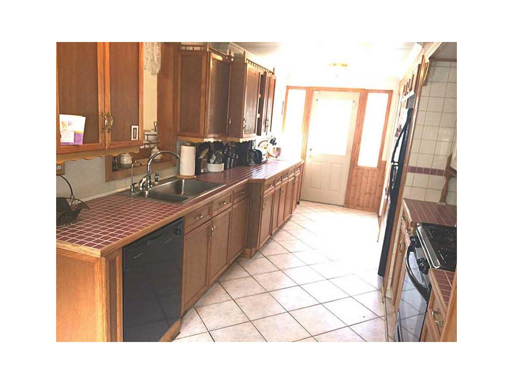 2342 Diamond Hill Rd, Woonsocket, RI 02895 photo 8