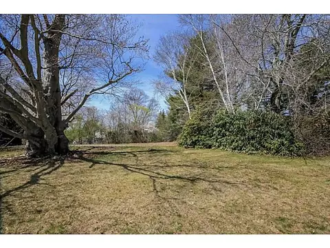 1007 Warwick Neck Ave, Warwick, RI 02889 photo 4