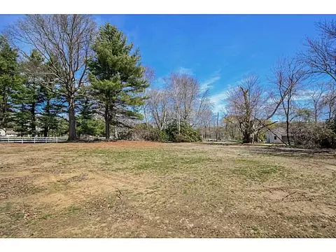1007 Warwick Neck Ave, Warwick, RI 02889 photo 3