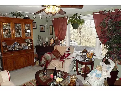 39 Beaver Ave, Warwick, RI 02889 photo 6
