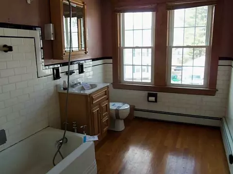 106 Napoleon St, Woonsocket, RI 02895 photo 5