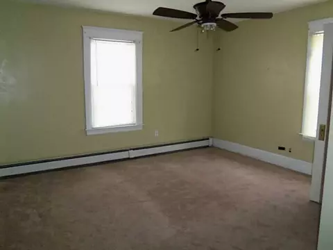 106 Napoleon St, Woonsocket, RI 02895 photo 7