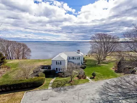 164 Beacon Ave, Warwick, RI 02889 photo 11