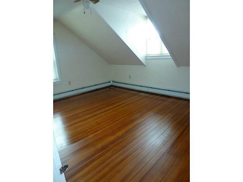 24 Mendon St, Blackstone, MA 01504 photo 13