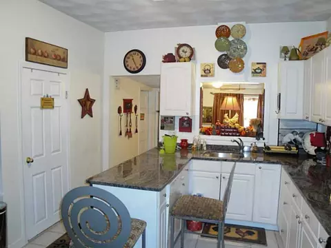 131 Greble St, Warwick, RI 02886 photo 13