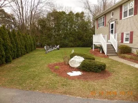 2 Jillian Ct, Warwick, RI 02889 photo 17