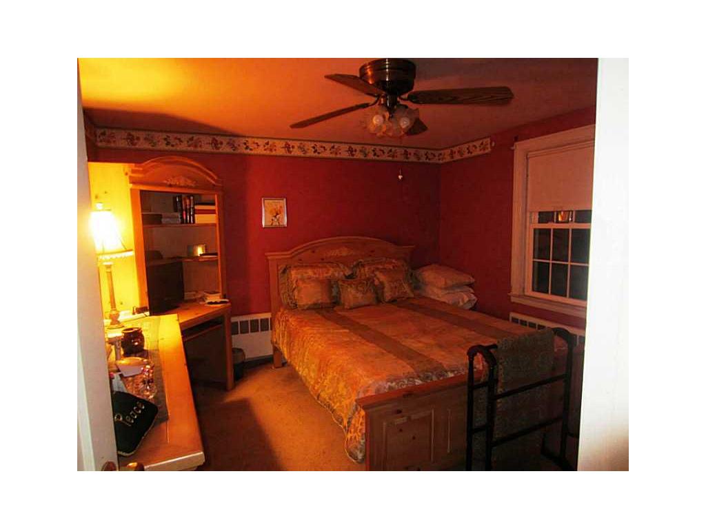 1060 Main Ave, Warwick, RI 02886 photo 13