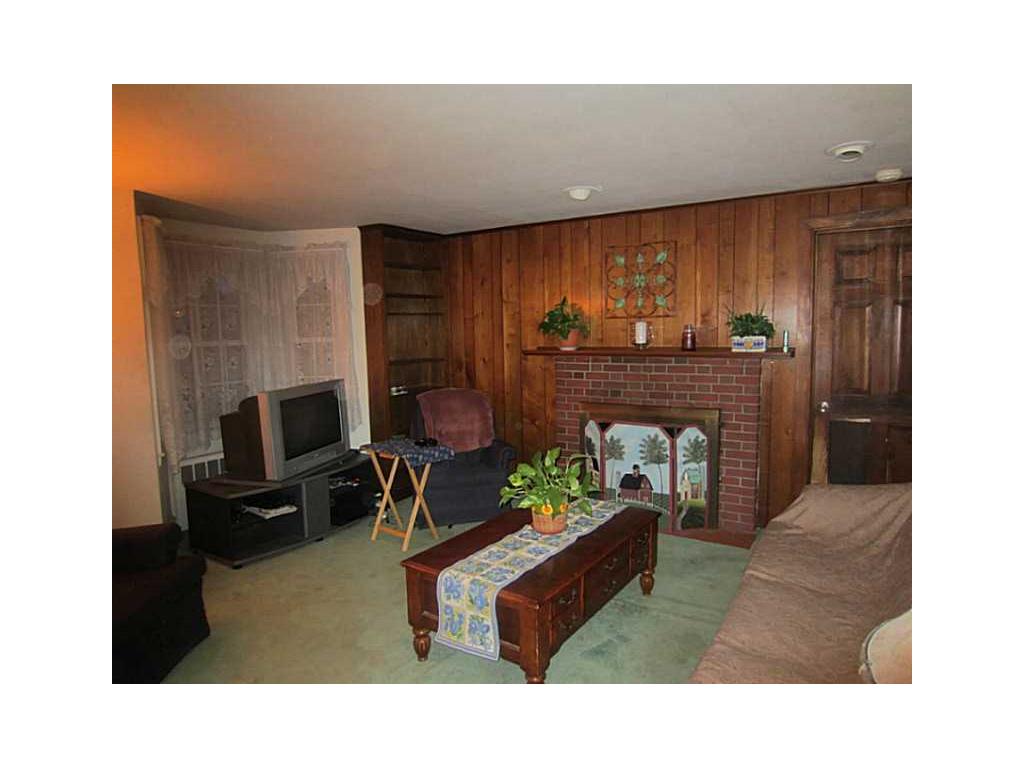 1060 Main Ave, Warwick, RI 02886 photo 6