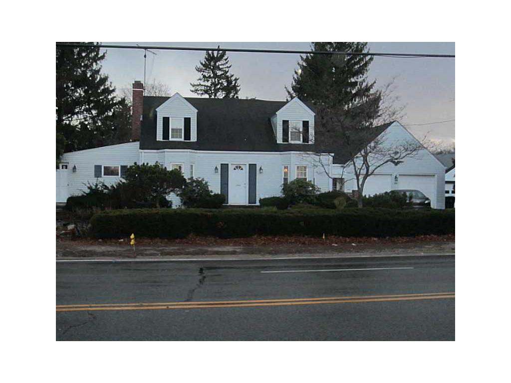 1060 Main Ave, Warwick, RI 02886 photo 1