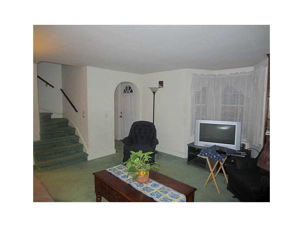 1060 Main Ave, Warwick, RI 02886 photo 2