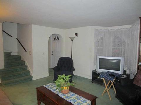 1060 Main Ave, Warwick, RI 02886 photo 2