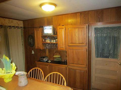 1060 Main Ave, Warwick, RI 02886 photo 11