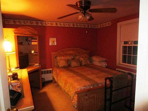 1060 Main Ave, Warwick, RI 02886 photo 13