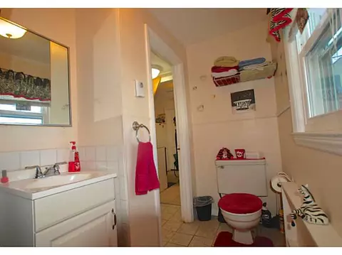 39 Fair St, Warwick, RI 02888 photo 15