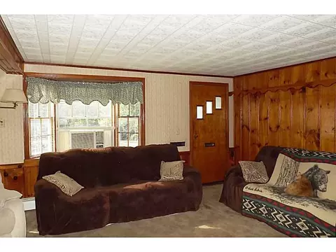 1644 Mendon Rd, Woonsocket, RI 02895 photo 8