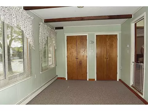 1644 Mendon Rd, Woonsocket, RI 02895 photo 15