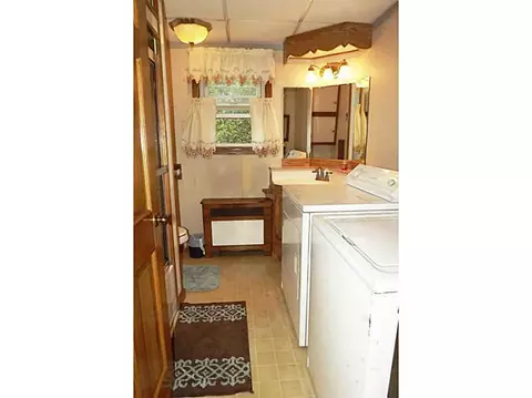 1644 Mendon Rd, Woonsocket, RI 02895 photo 14