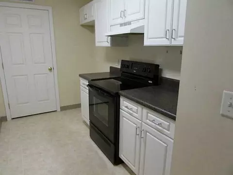 82 Mill St #301, Woonsocket, RI 02895 photo 2