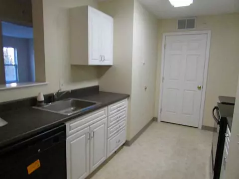 82 Mill St #301, Woonsocket, RI 02895 photo 3