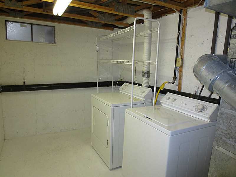285 Scituate Ave, Cranston, RI 02921 photo 24