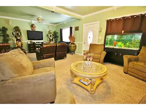 113 Bennett St, Woonsocket, RI 02895 photo 9