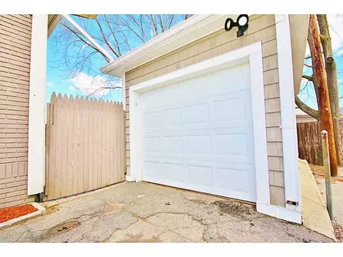 113 Bennett St, Woonsocket, RI 02895 photo 23