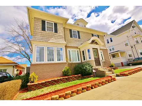 113 Bennett St, Woonsocket, RI 02895 photo 22