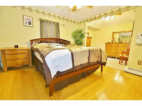 113 Bennett St, Woonsocket, RI 02895 photo 16
