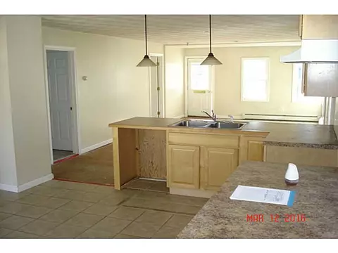 97 Gordon Ave, Warwick, RI 02889 photo 6