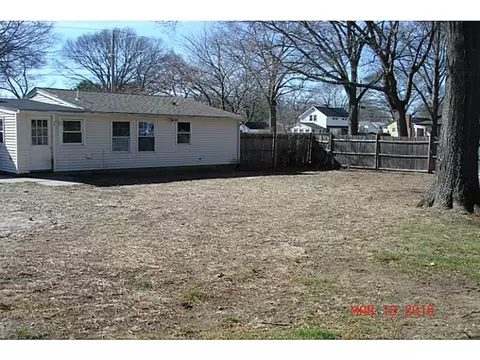 97 Gordon Ave, Warwick, RI 02889 photo 3