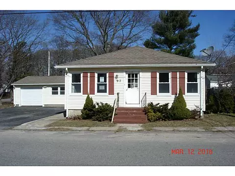 97 Gordon Ave, Warwick, RI 02889 photo 1