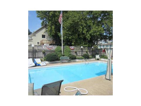 52 Third Ave, Woonsocket, RI 02895 photo 4