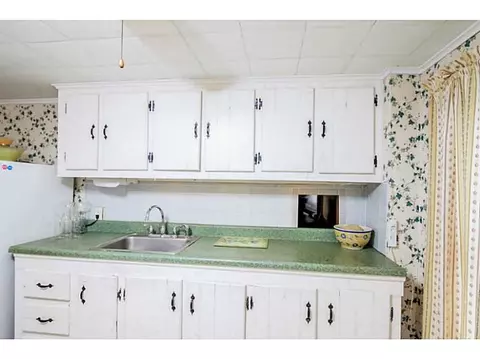 130 Abbott Ave, Warwick, RI 02886 photo 7