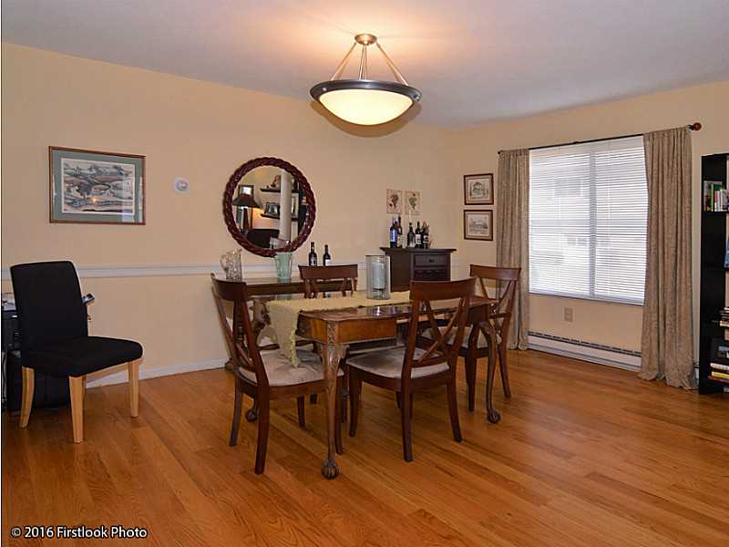 372 Chatham Cir, Warwick, RI 02886 photo 4