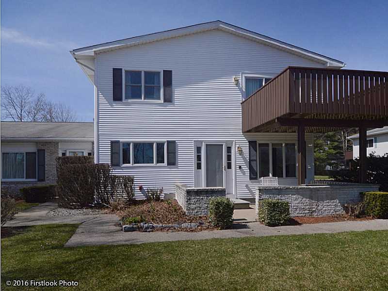 372 Chatham Cir, Warwick, RI 02886 photo 1