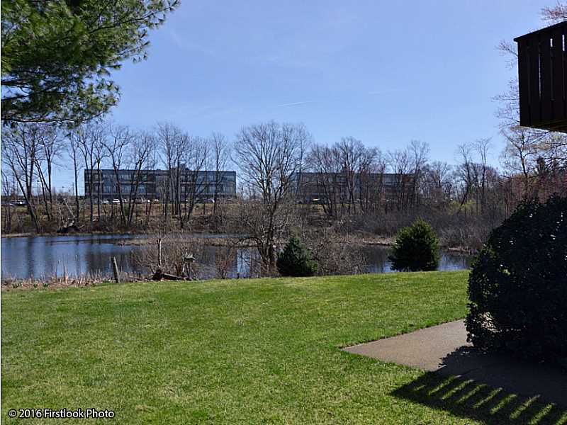 372 Chatham Cir, Warwick, RI 02886 photo 20