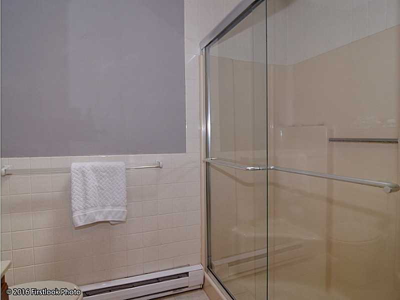 372 Chatham Cir, Warwick, RI 02886 photo 16