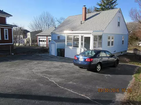351 Transit St, Woonsocket, RI 02895 photo 4