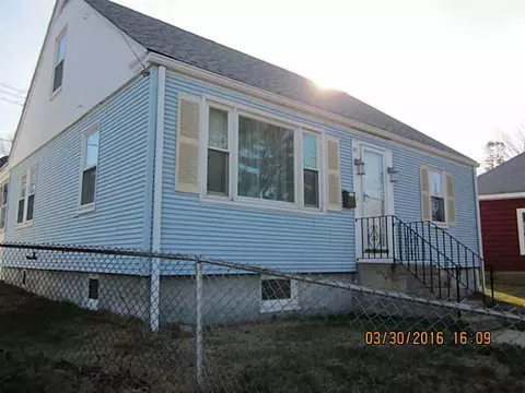 351 Transit St, Woonsocket, RI 02895 photo 3