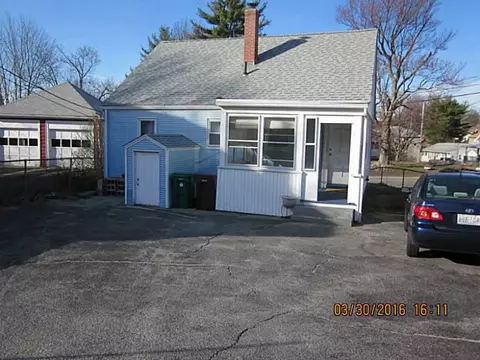 351 Transit St, Woonsocket, RI 02895 photo 6