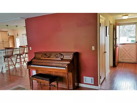 157 Cushing Rd, Warwick, RI 02888 photo 13