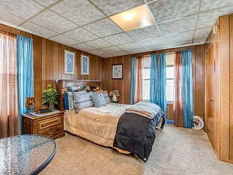 84 Avenue C Ave, Woonsocket, RI 02895 photo 15