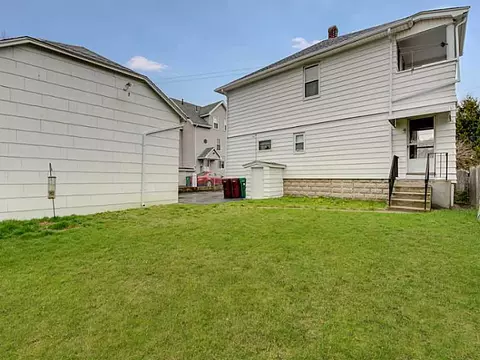 84 Avenue C Ave, Woonsocket, RI 02895 photo 17