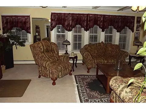 54 Hamilton St, Woonsocket, RI 02895 photo 19