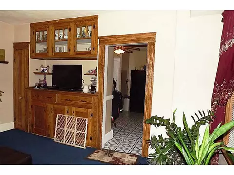 54 Hamilton St, Woonsocket, RI 02895 photo 13