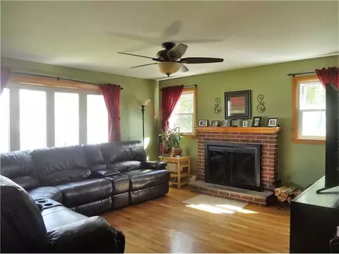 152 Read Ave, Coventry, RI 02816 photo 4