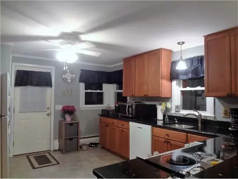 152 Read Ave, Coventry, RI 02816 photo 3
