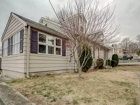 268 Bertenshaw Rd, Woonsocket, RI 02895 photo 23