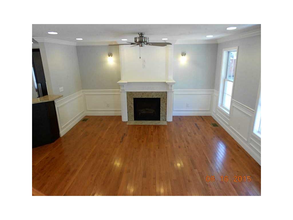 130 Gauthier Dr, Woonsocket, RI 02895 photo 4